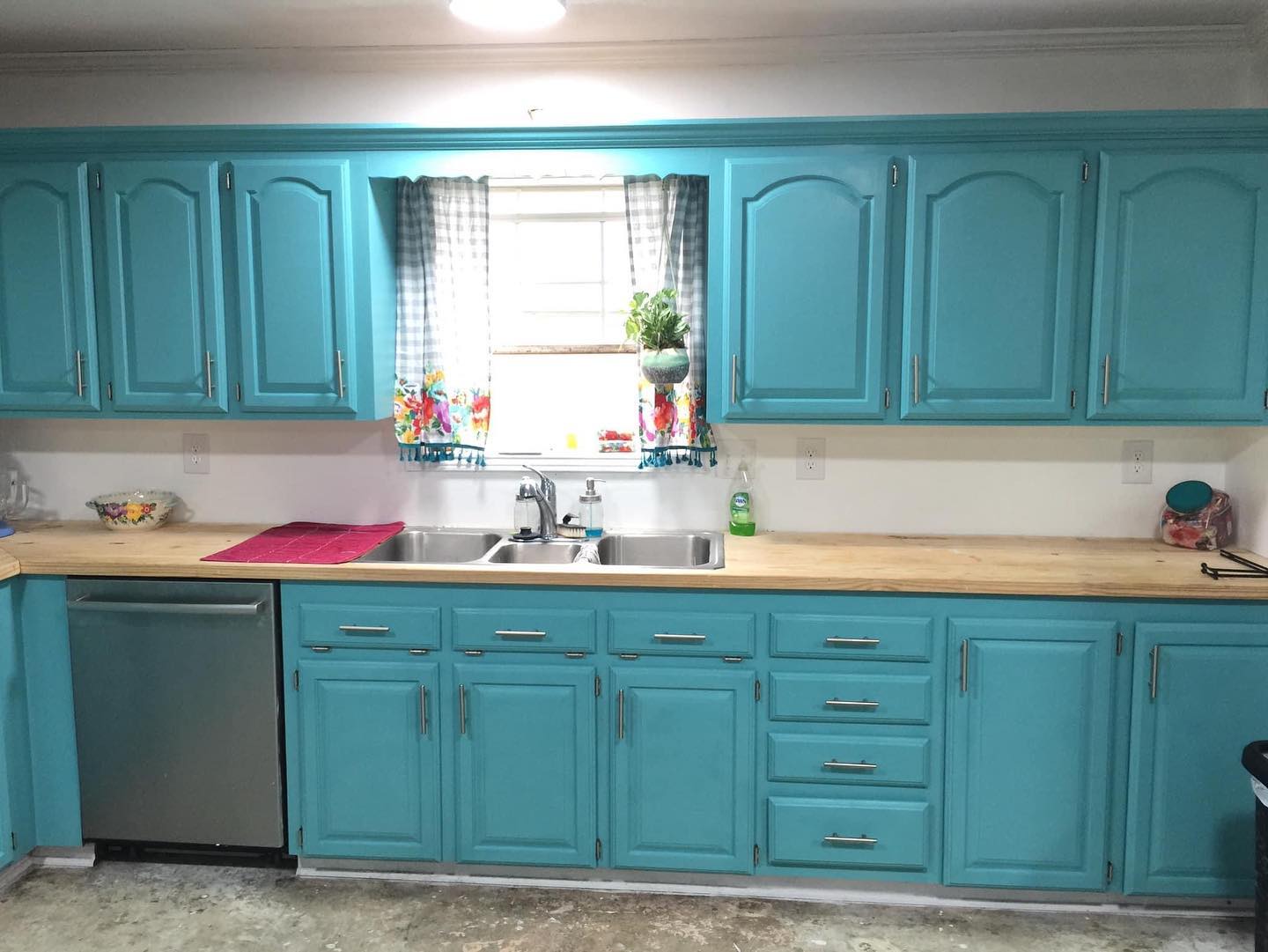 Turqouise Kitchen Cabinets
